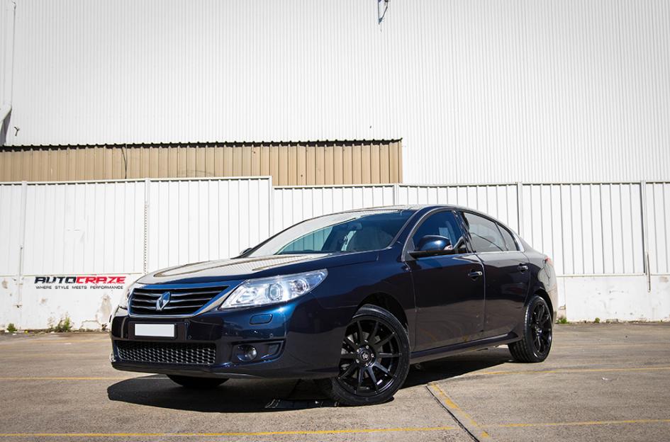 RENAULT LATITUDE PATRICK MATTE BLACK